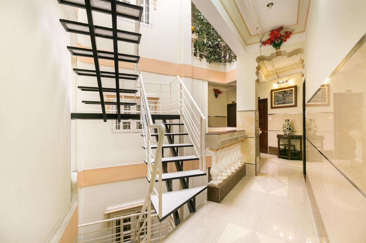 Tan Dat Hoa Hotel Ho Chi Minh City Exterior photo